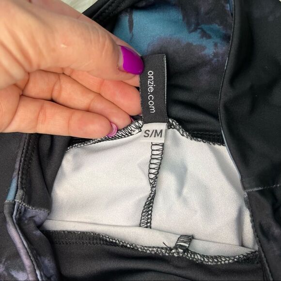 Onzie High Rise Midi Legging - Picture 10 of 10